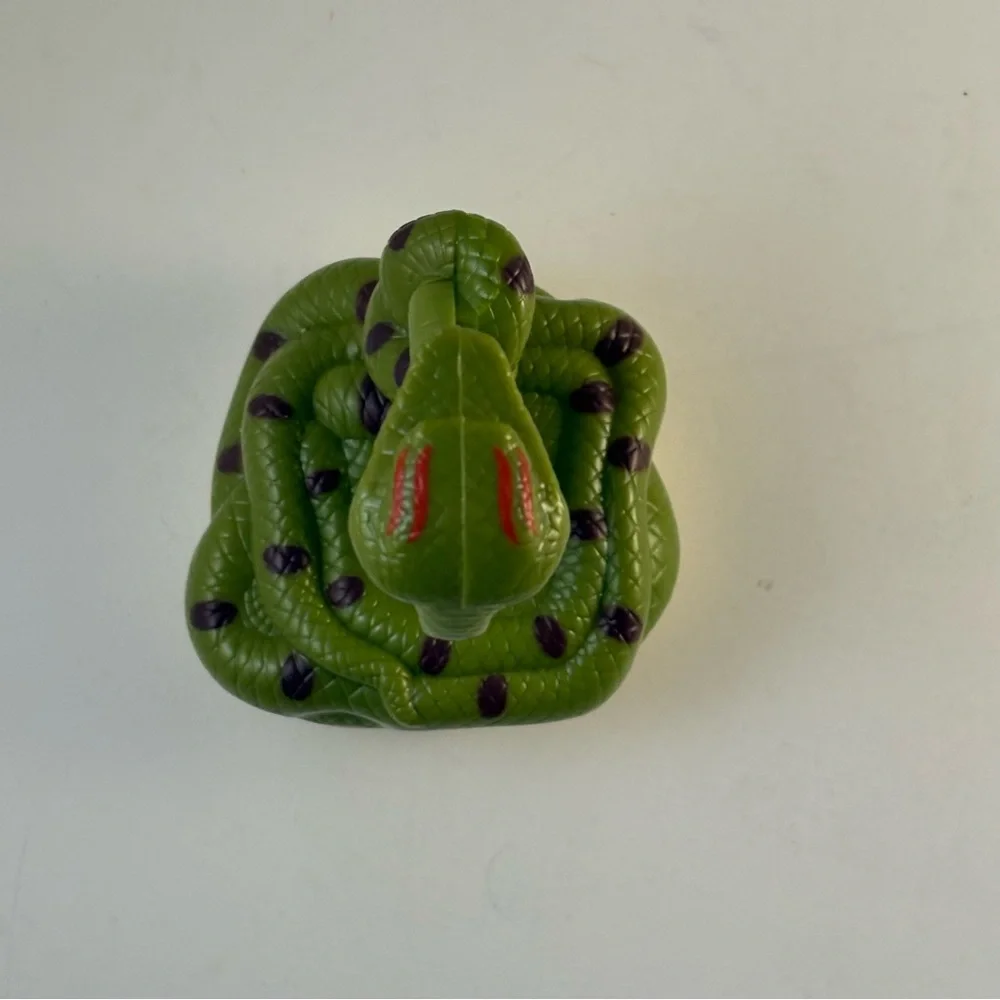 McDonald's Disney The Wild Larry the Snake #5 Happy Meal Toy‎ 2006 Moves